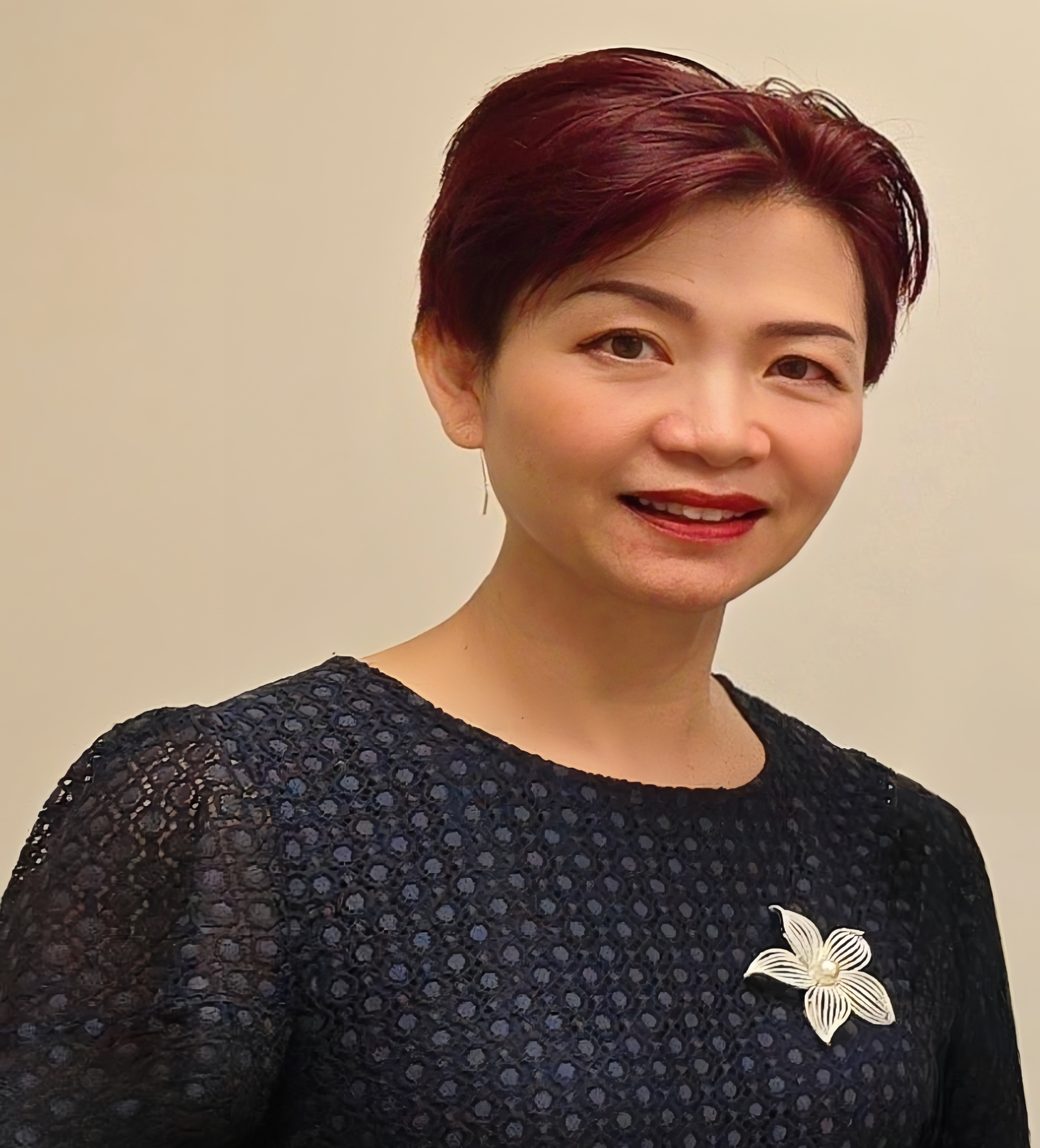 NINA HUANG